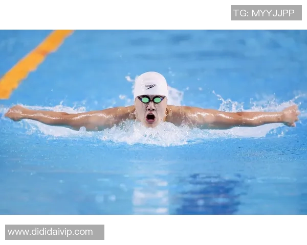 蝶泳常见错误分析与纠正技巧助你提高游泳水平