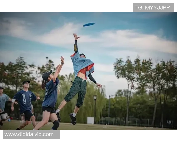 西安飞盘队的拼搏之路与极限运动嘉年华的精彩瞬间 西安飞盘队的拼搏之路与极限运动嘉年华的精彩瞬间