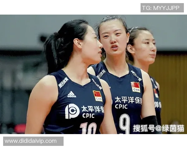 重庆排球队以74分领跑世界杯积分榜展现强劲实力和团队精神 重庆排球队以74分领跑世界杯积分榜展现强劲实力和团队精神
