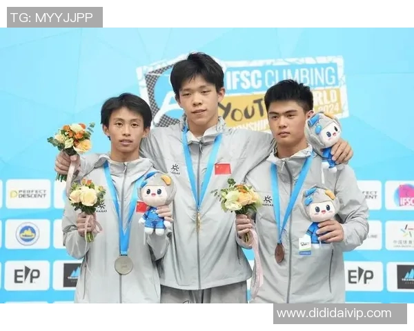 成都攀岩队的节奏分析与表现反思探讨攀岩运动的未来发展方向