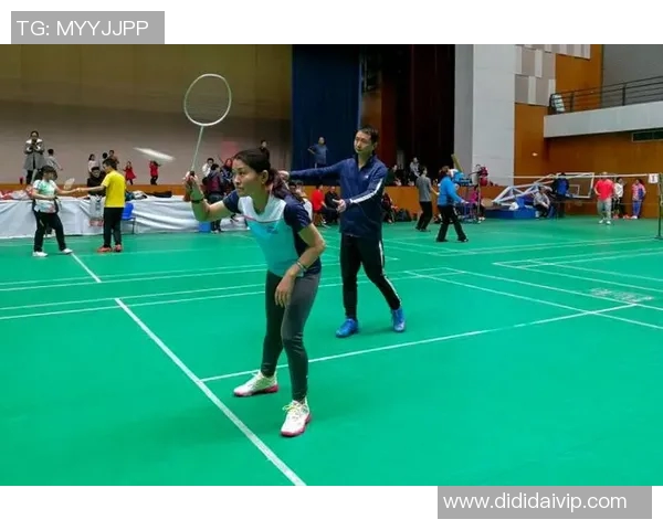 赛后分析:深圳羽毛球队与武汉羽毛球队的团队协作与战术对比探讨 赛后分析:深圳羽毛球队与武汉羽毛球队的团队协作与战术对比探讨